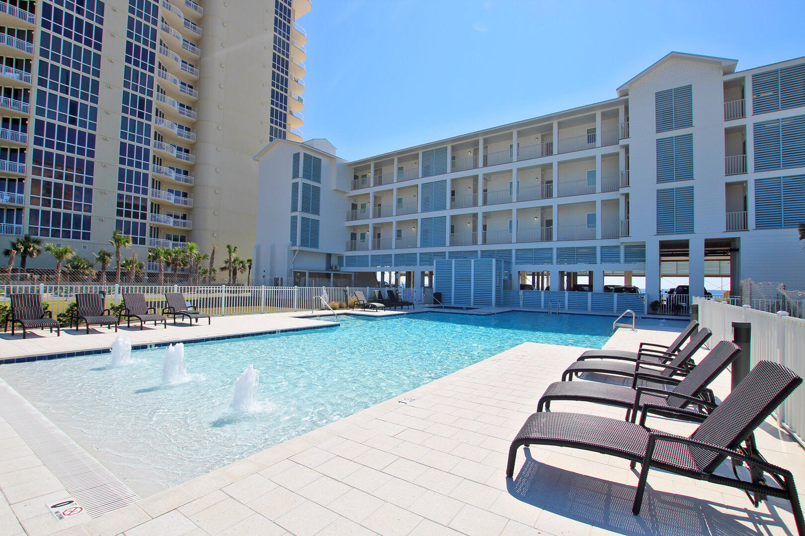 Complexes Young's Suncoast Realty & Vacation Rentals Gulf Shores, AL